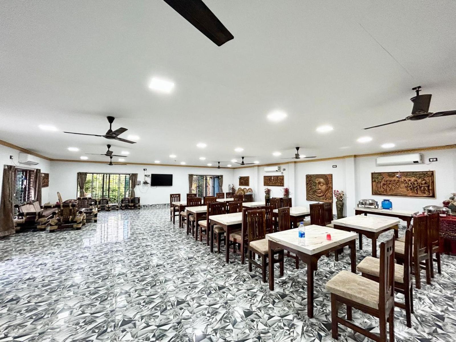 Palli Bangla Resort, Near Ruby Hospital, Anandapur 콜카타 외부 사진