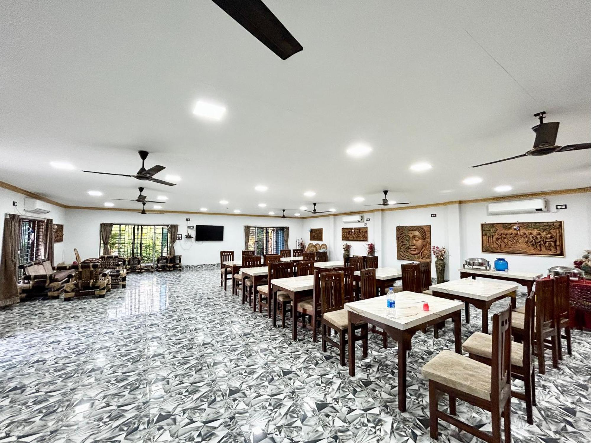 Palli Bangla Resort, Near Ruby Hospital, Anandapur 콜카타 외부 사진